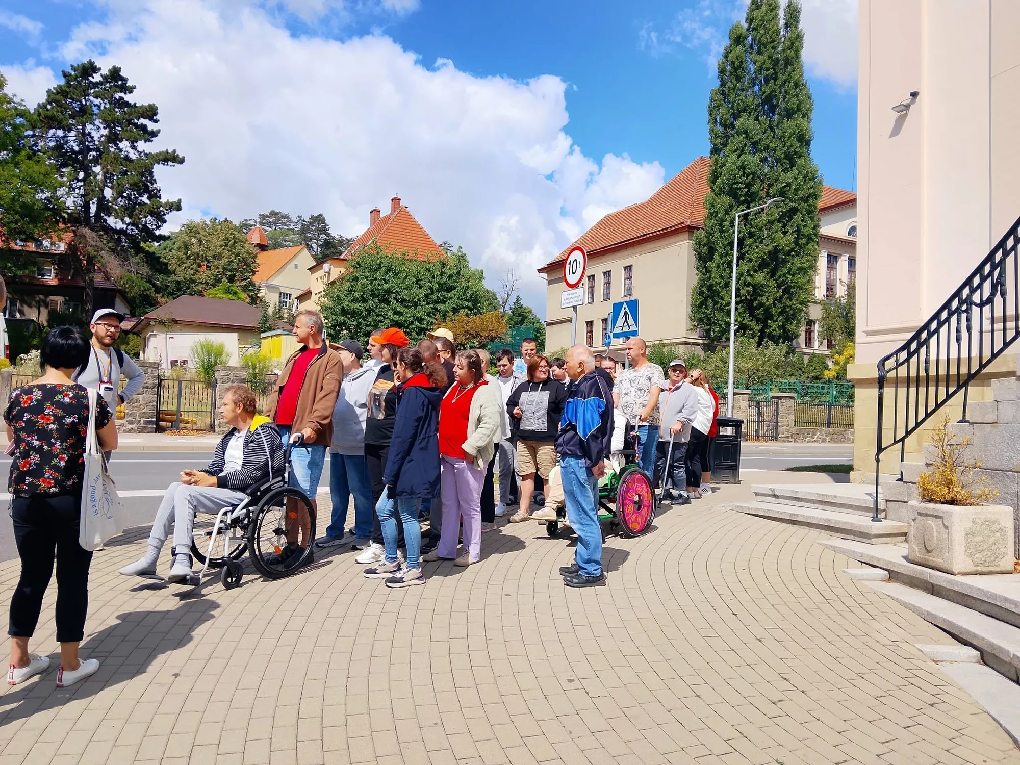 Zwiedzali Strzegom jak turyści - zdjęcie 4