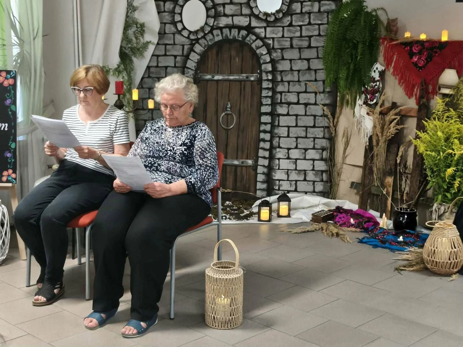 „Dziady” zabrzmiały w strzegomskiej bibliotece - zdjęcie 9