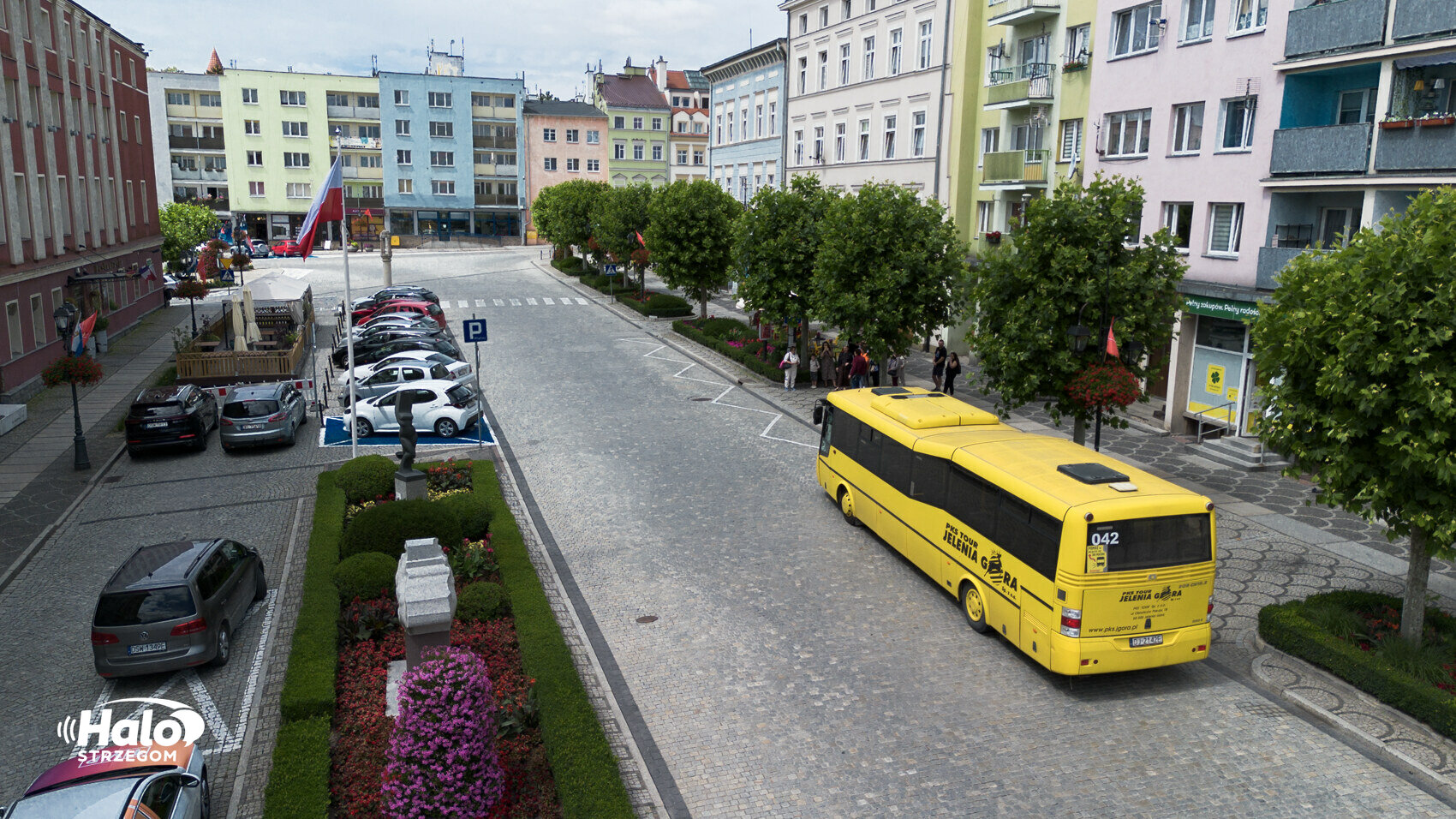 Pierwszy wakacyjny przejazd autobusem z przewodnikiem już za nami - zdjęcie 6