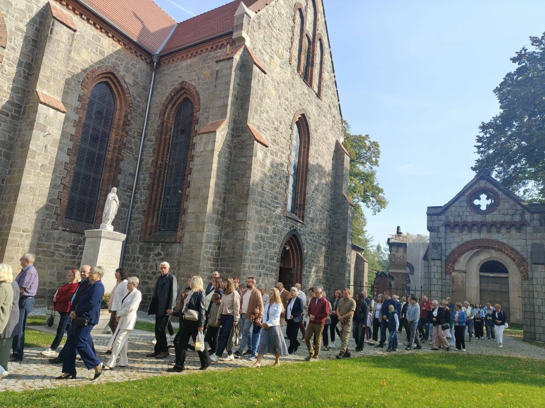 Odpust ku czci Matki Bożej Różańcowej w Rogoźnicy - zdjęcie 4