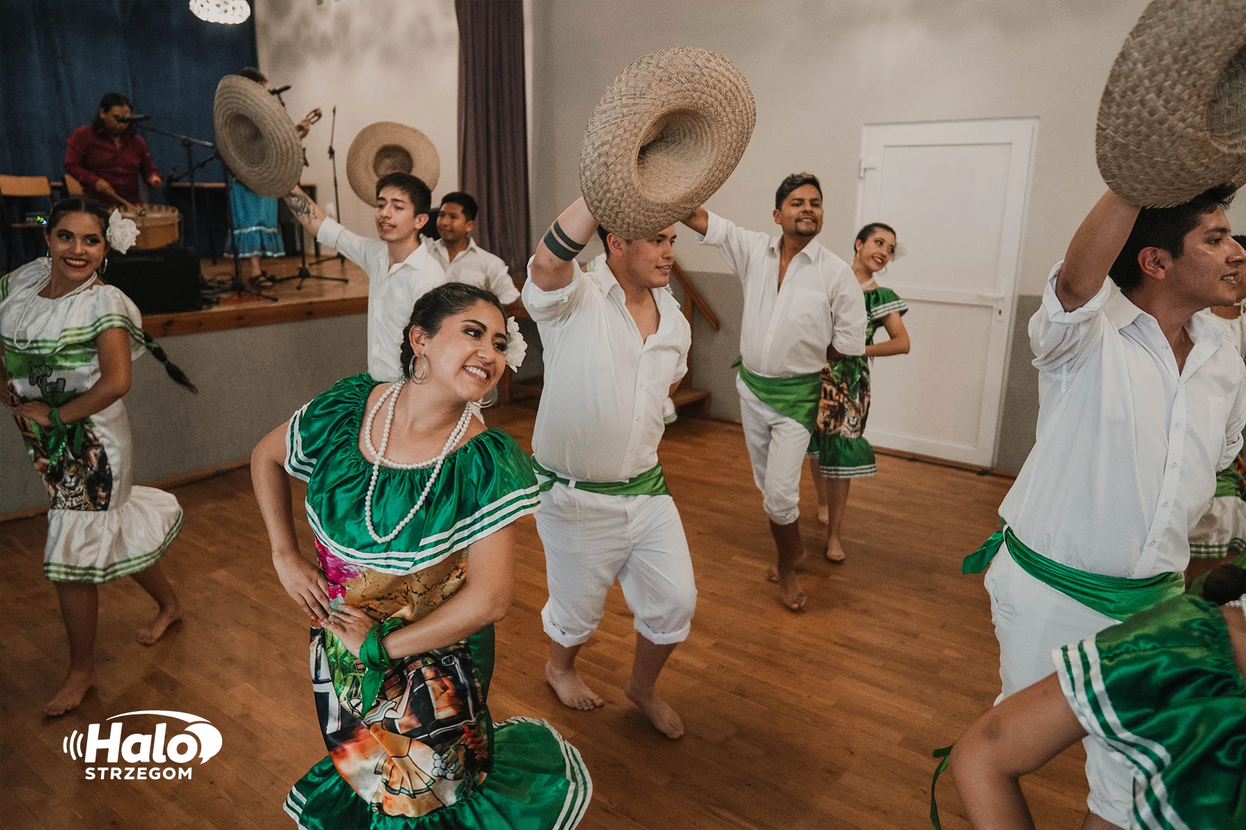 34. Międzynarodowy Festiwal Folkloru - relacja, zdjęcie 717