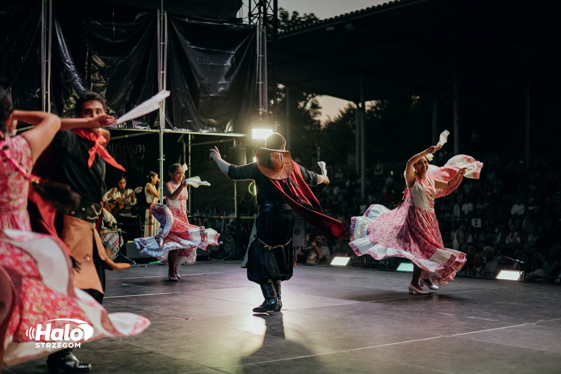 34. Międzynarodowy Festiwal Folkloru - relacja, zdjęcie 285