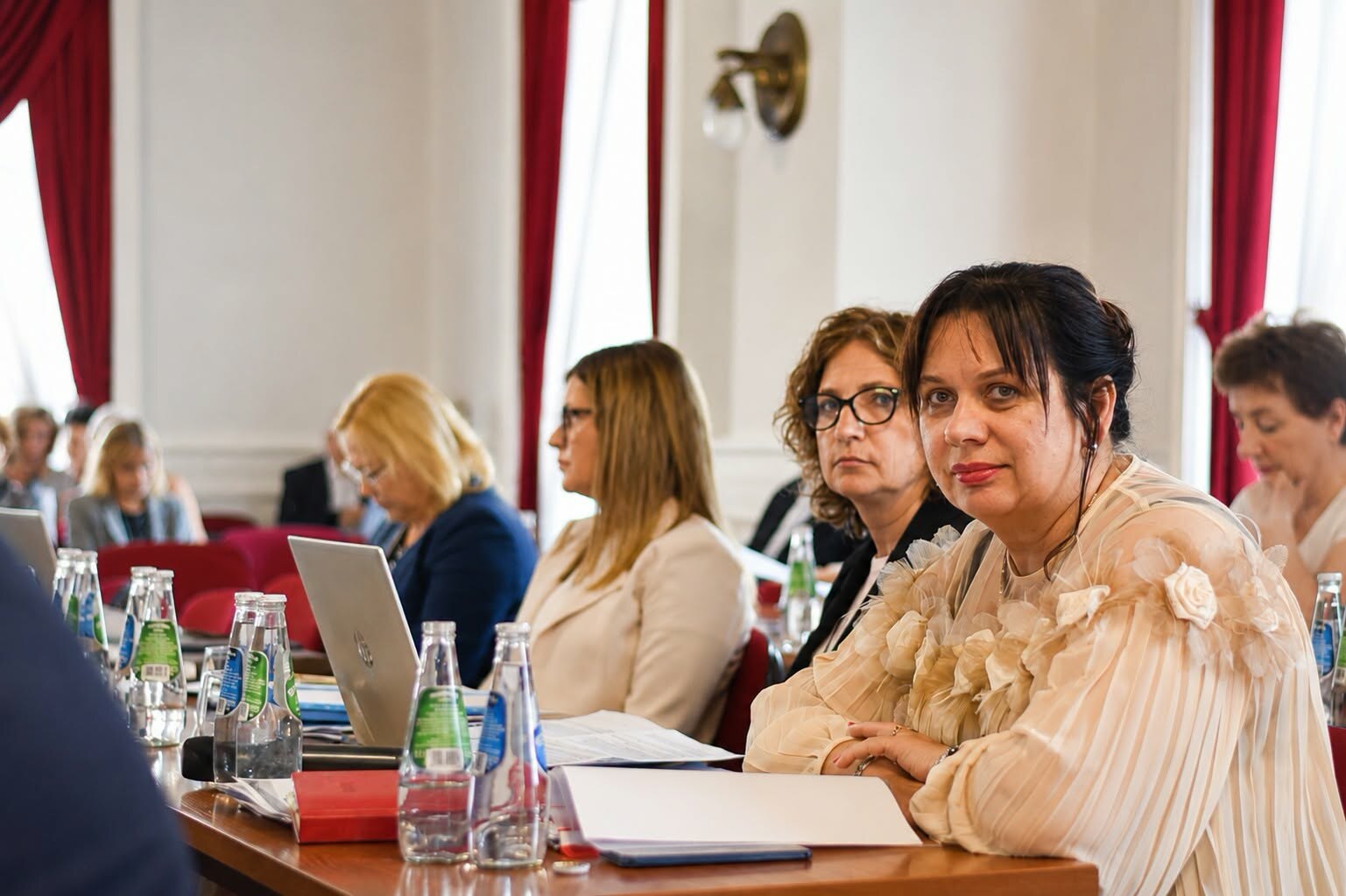 Burmistrz Strzegomia z wotum zaufania i absolutorium za 2025 rok - zdjęcie 1