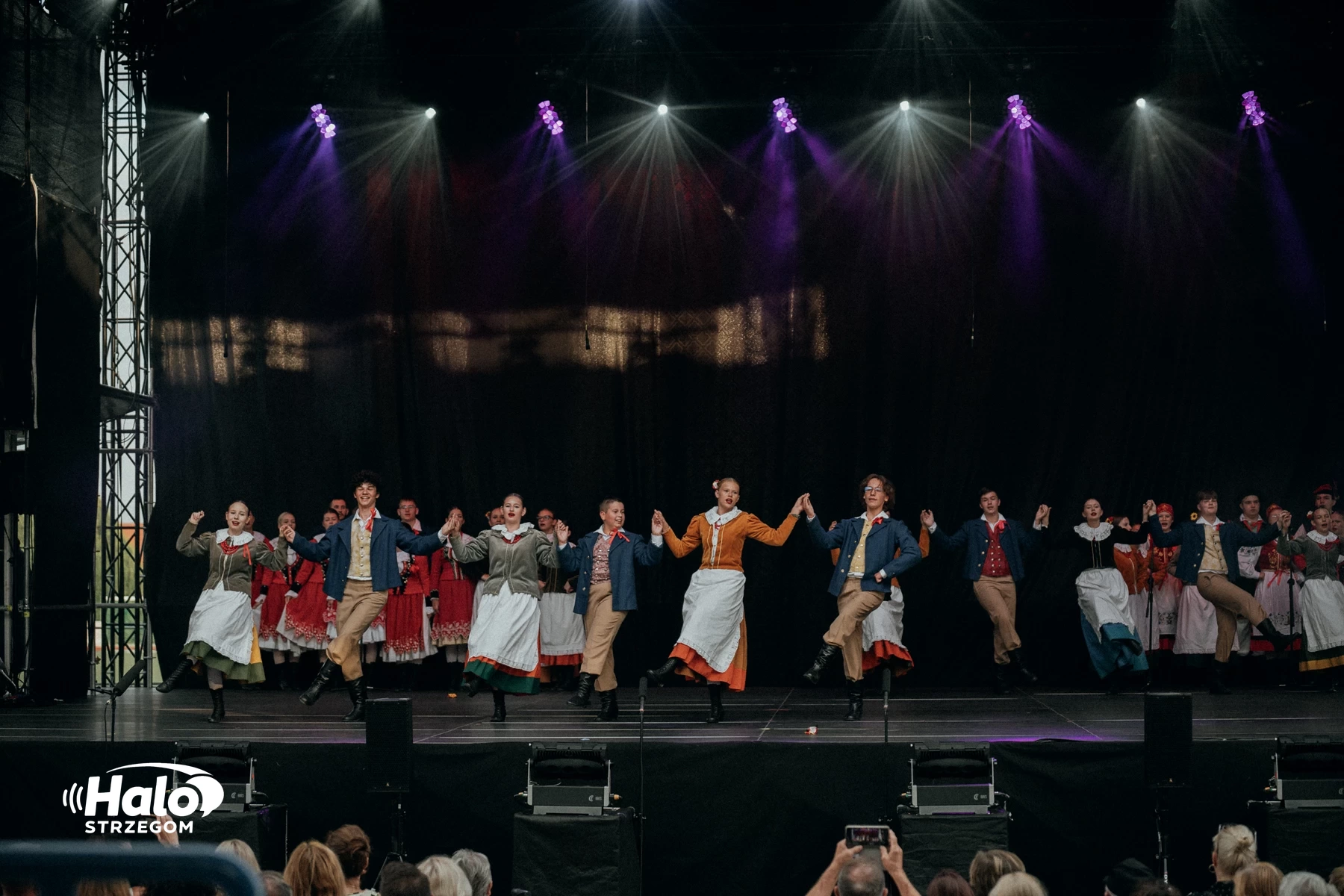 34. Międzynarodowy Festiwal Folkloru - relacja, zdjęcie 339