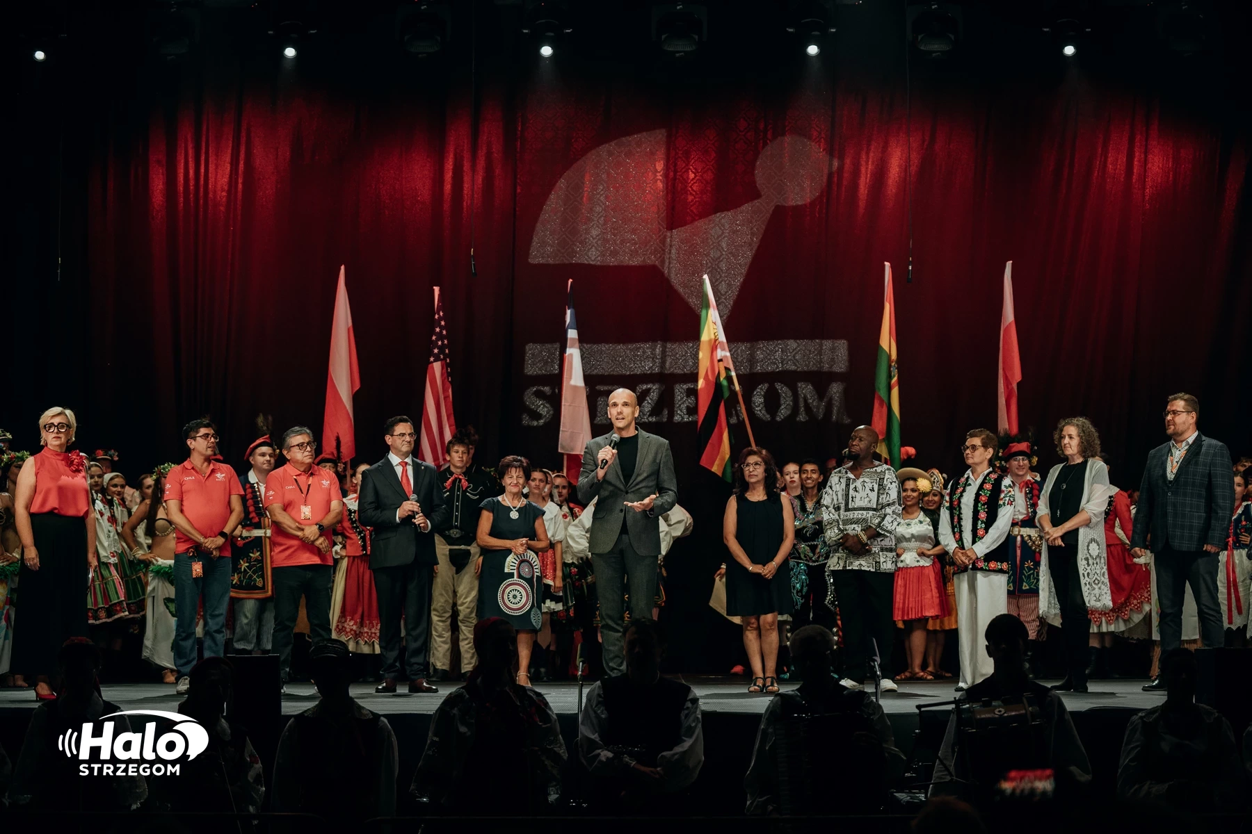 34. Międzynarodowy Festiwal Folkloru - relacja, zdjęcie 309