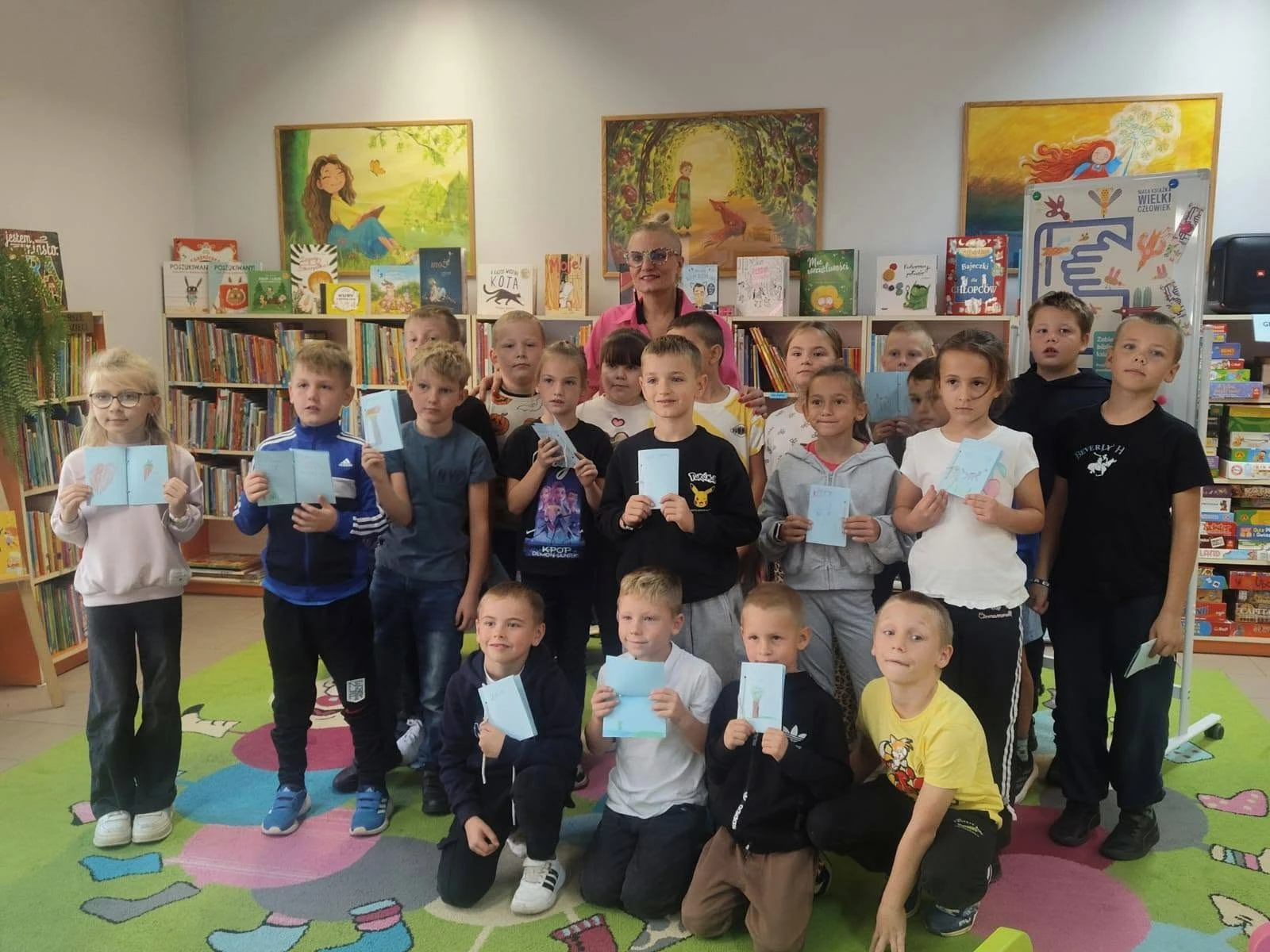Uczniowie z Goczałkowa poznawali bibliotekę od środka