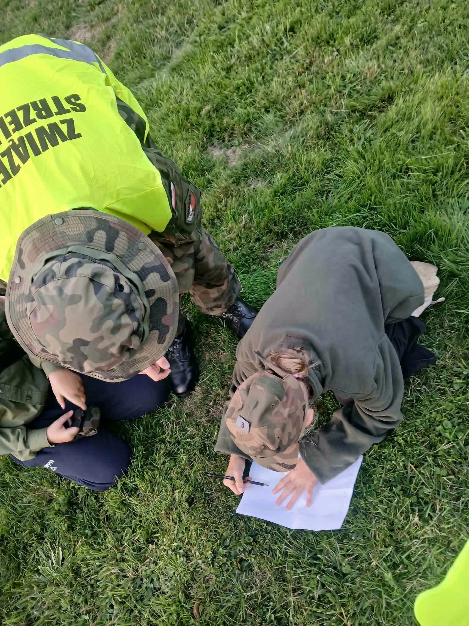 Strzegomskie Orlęta ćwiczyły topografię i orientację w terenie - zdjęcie 2