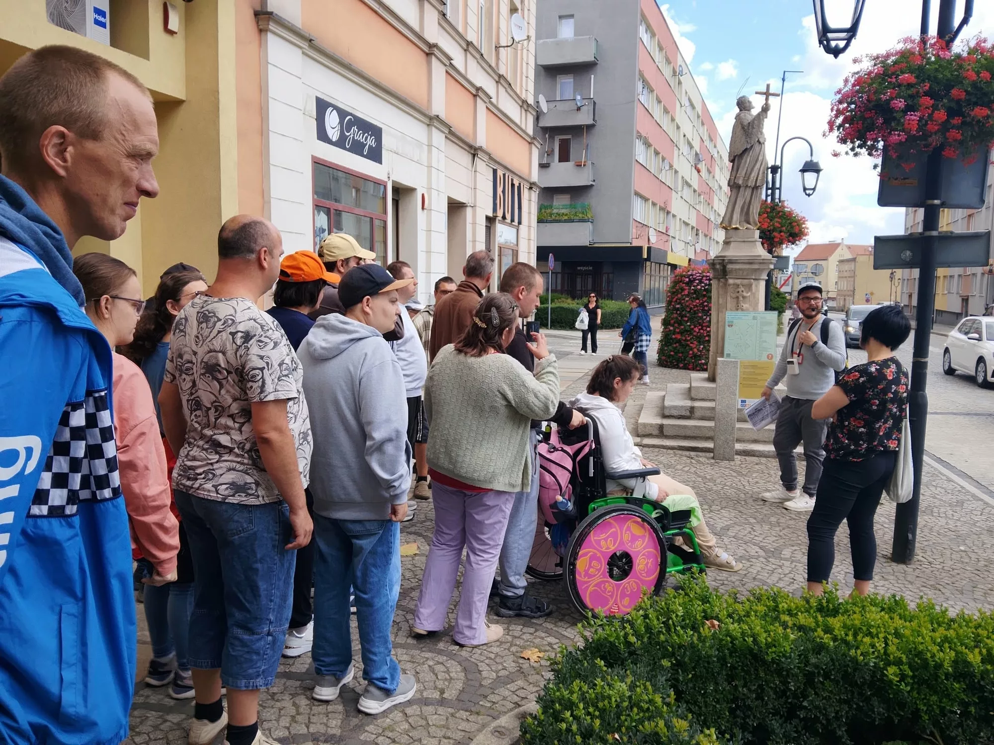 Zwiedzali Strzegom jak turyści - zdjęcie 9