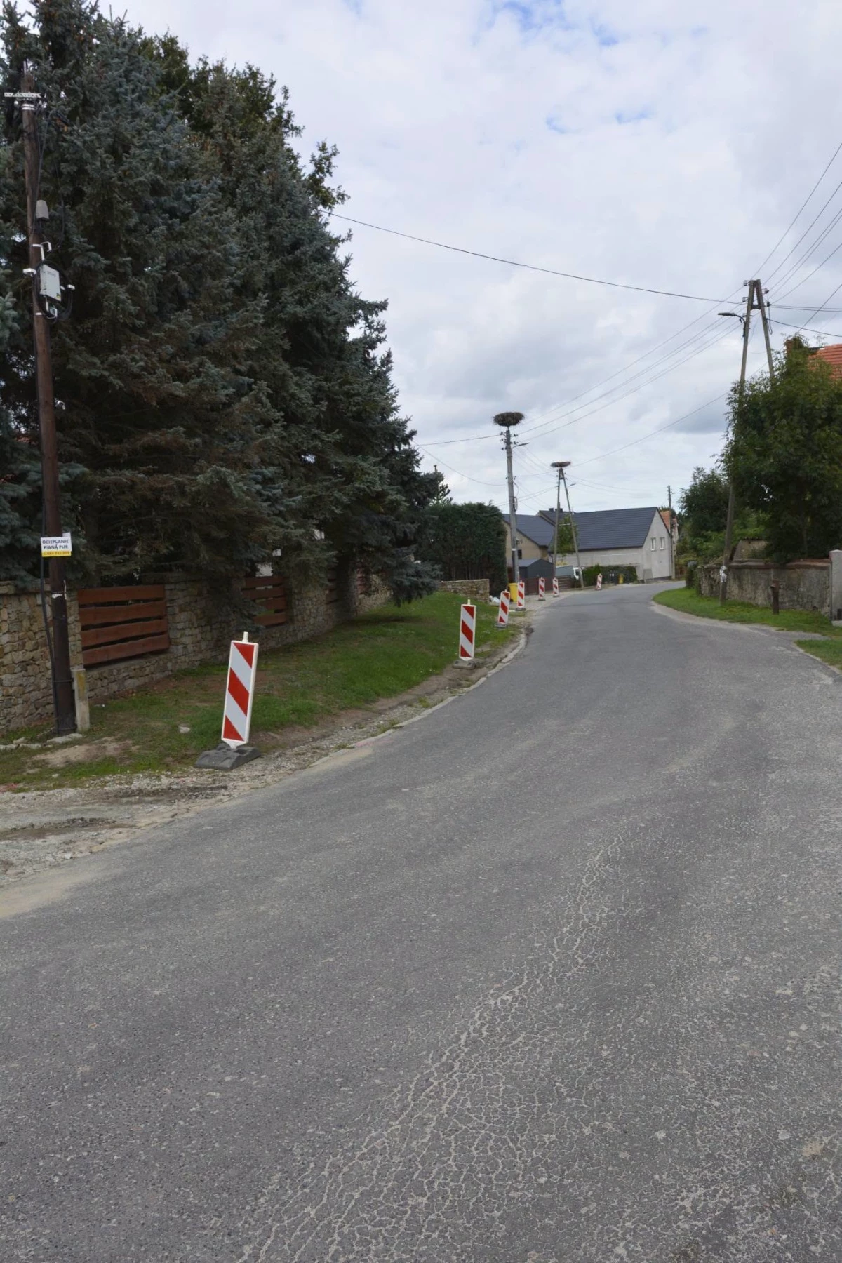 Nowy chodnik przy Olszańskiej w Stanowicach już powstaje - zdjęcie 2