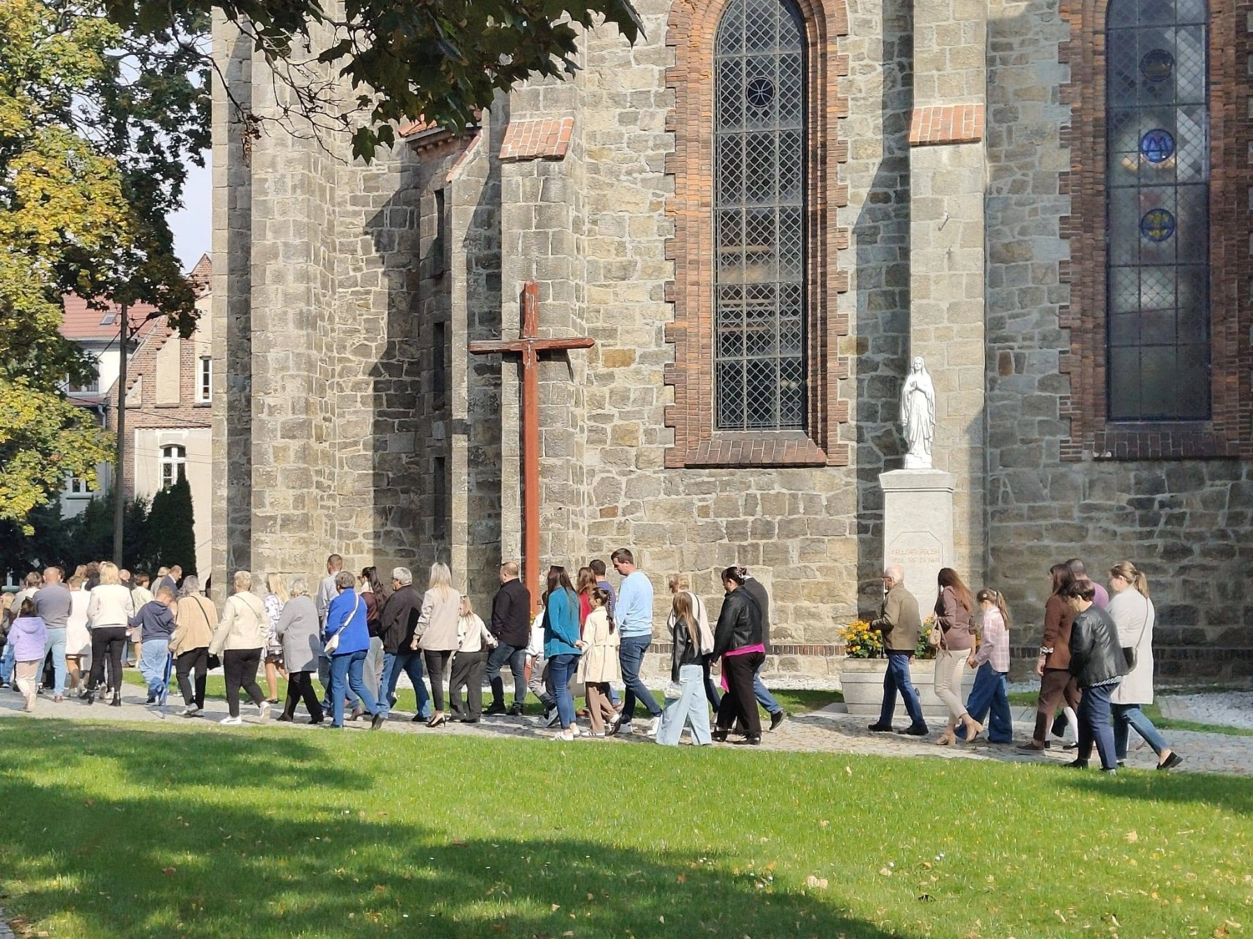 Odpust ku czci Matki Bożej Różańcowej w Rogoźnicy - zdjęcie 8