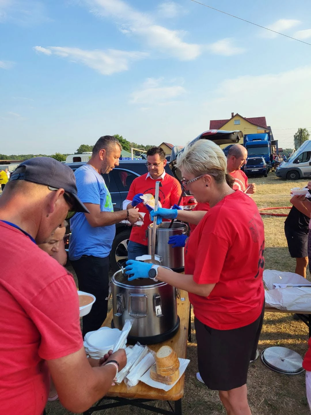 Strzegomianie wsparli pielgrzymów na trasie do Częstochowy - zdjęcie 2