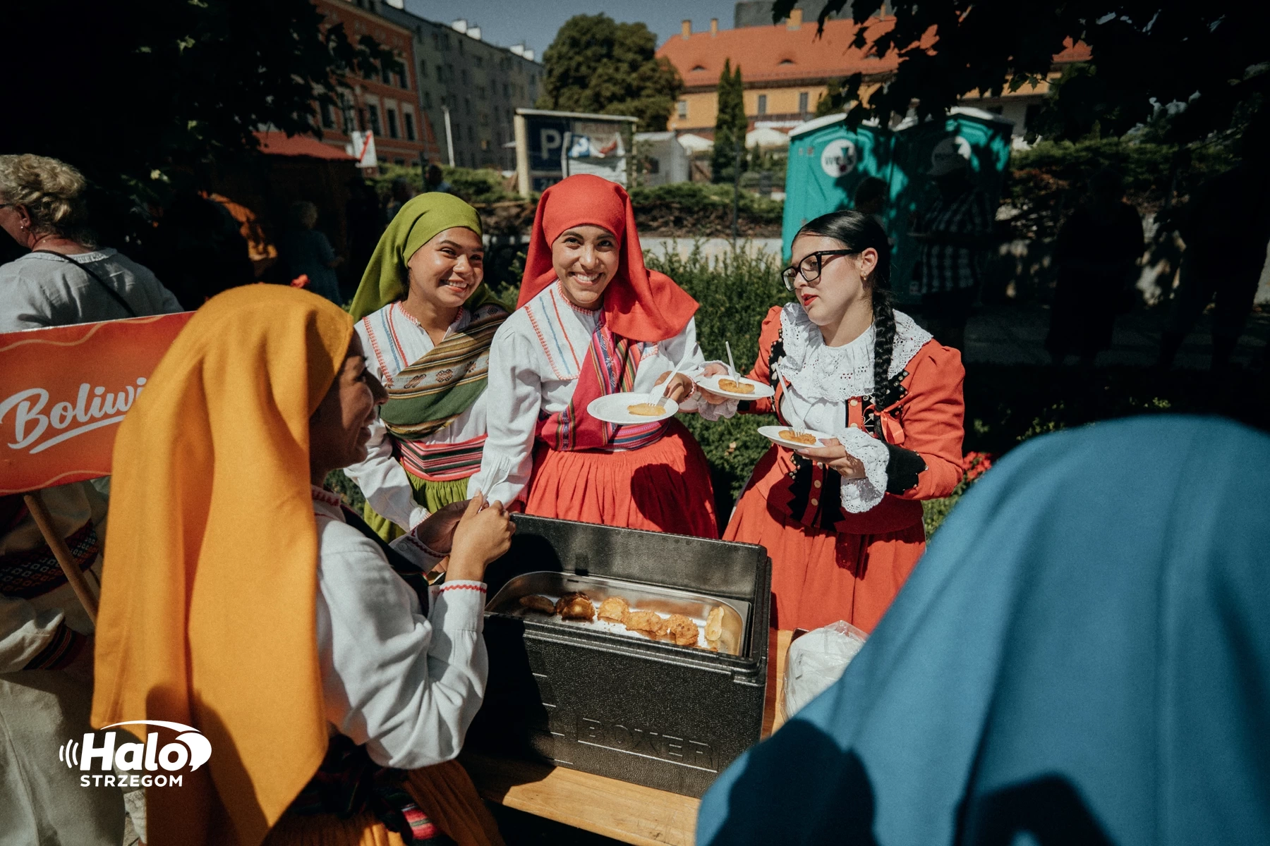 34. Międzynarodowy Festiwal Folkloru - relacja, zdjęcie 136