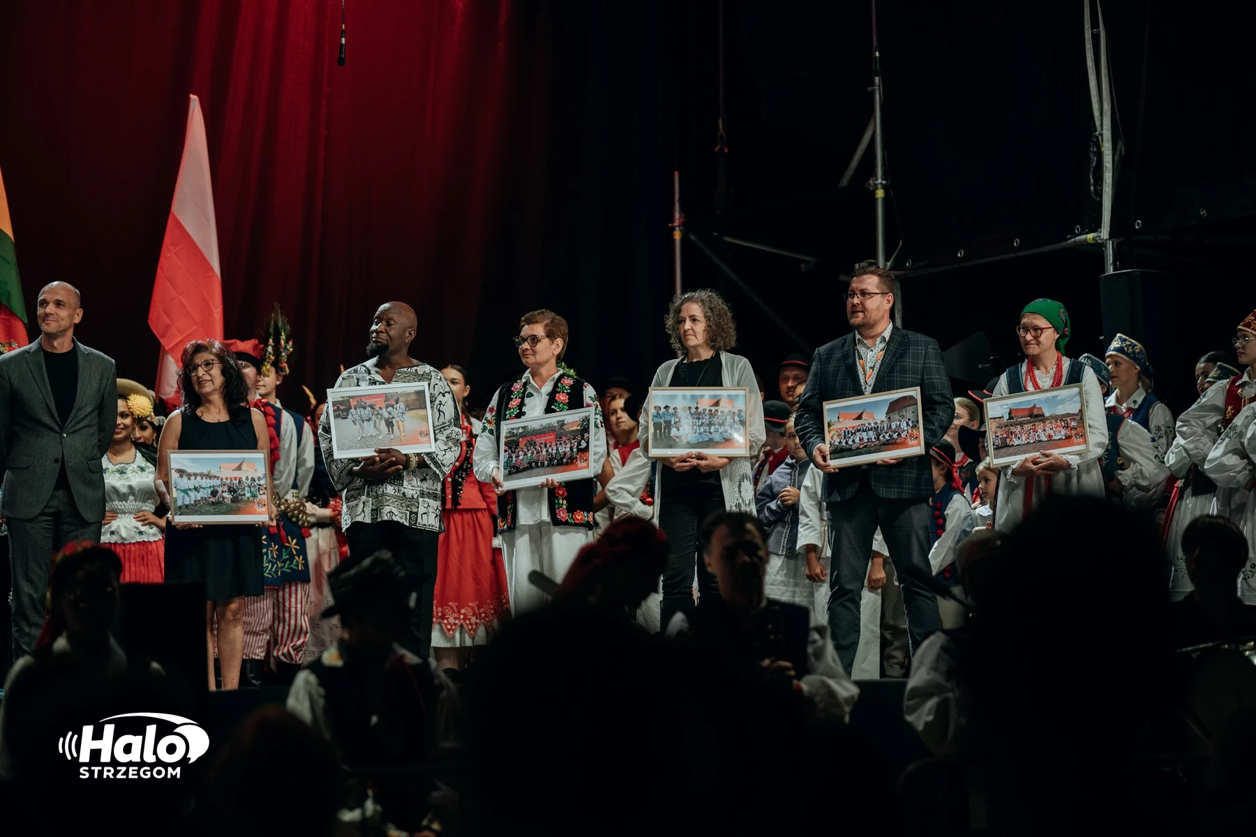 34. Międzynarodowy Festiwal Folkloru - relacja, zdjęcie 316