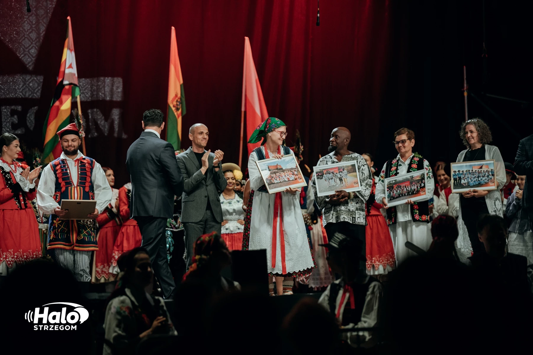 34. Międzynarodowy Festiwal Folkloru - relacja, zdjęcie 315