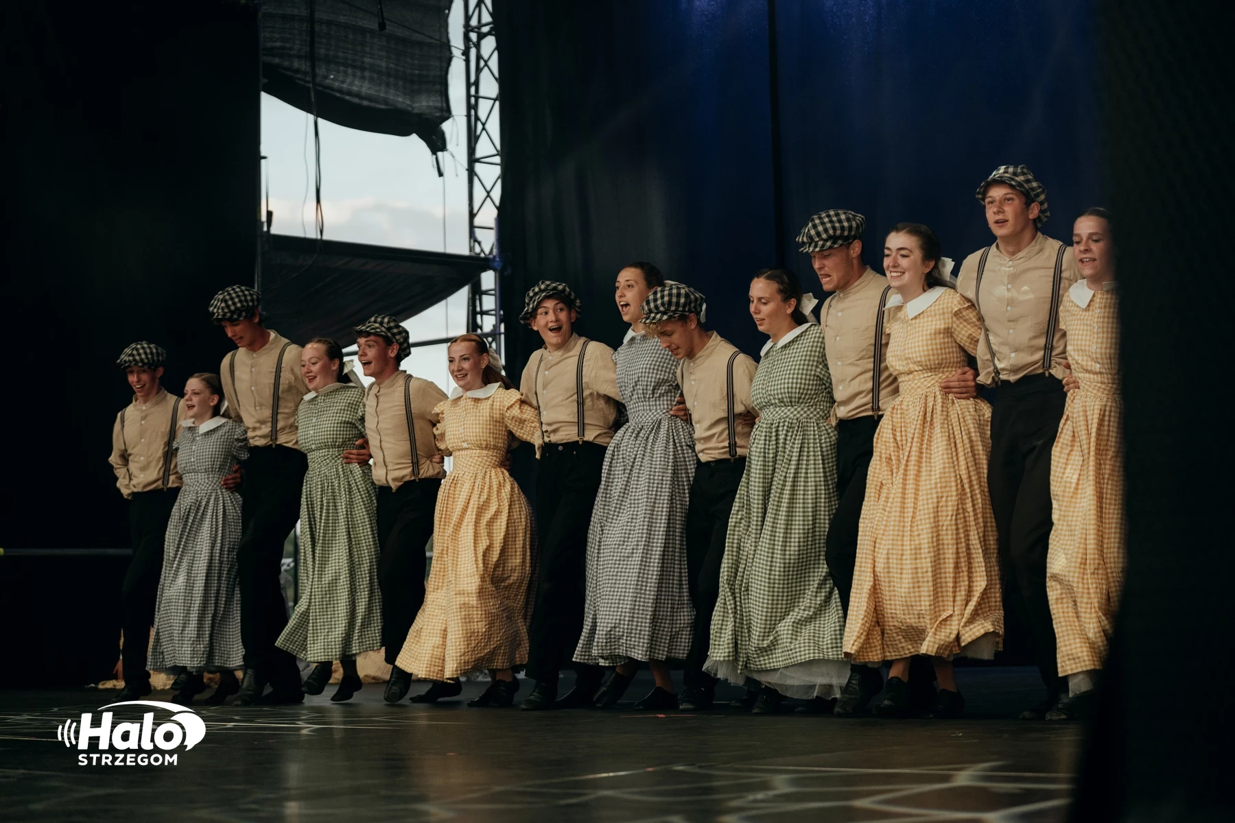 34. Międzynarodowy Festiwal Folkloru - relacja, zdjęcie 405