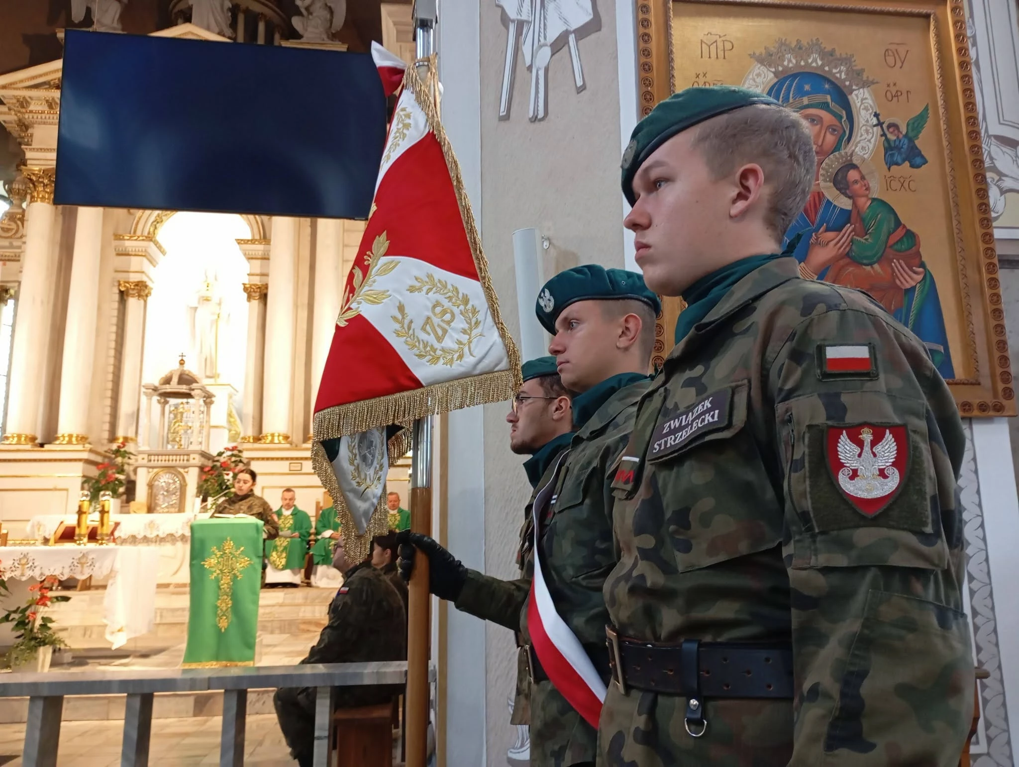 Marsz śladami Legionów Polskich z udziałem strzegomian - zdjęcie 2