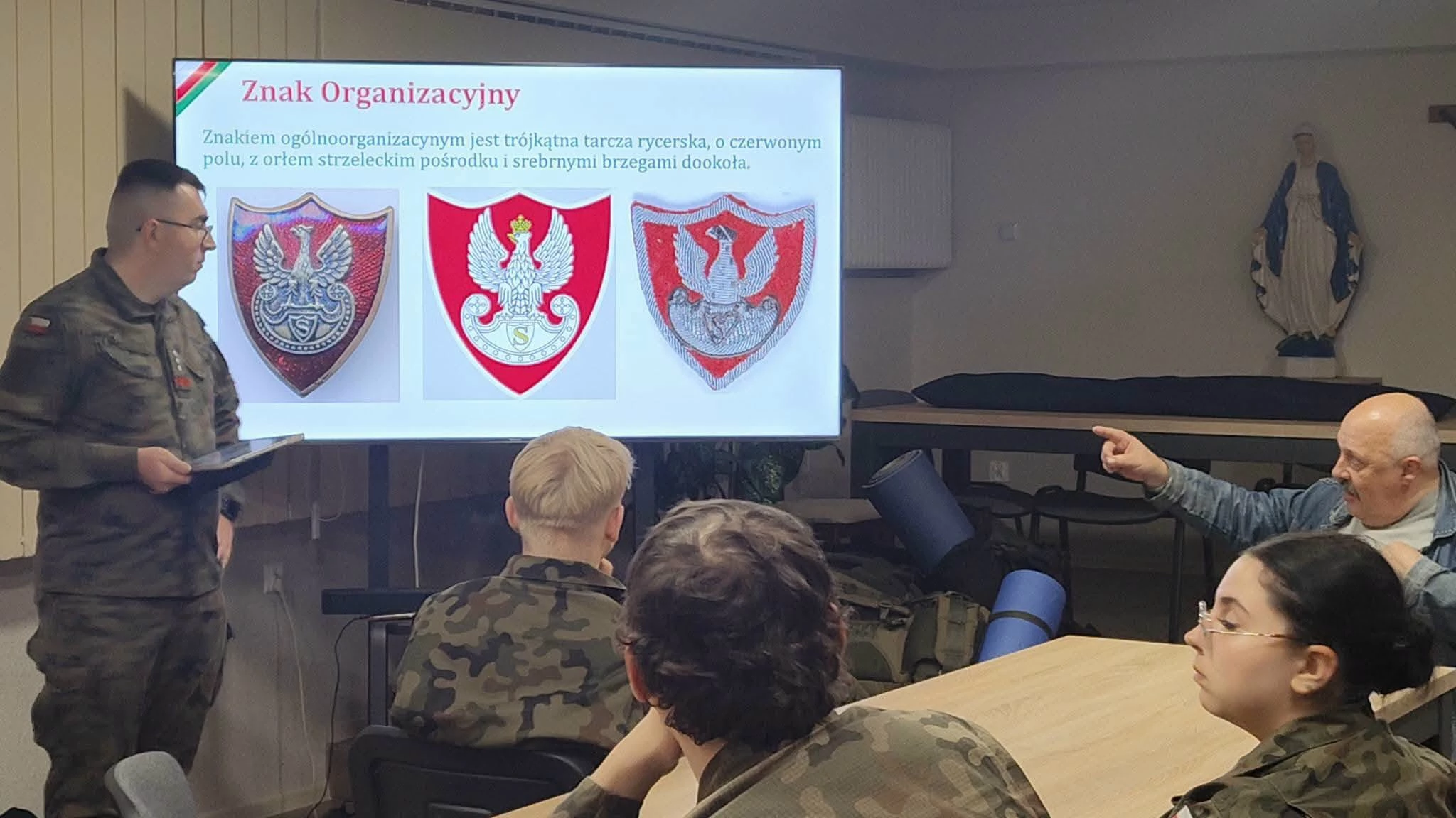 Marsz śladami Legionów Polskich z udziałem strzegomian - zdjęcie 11