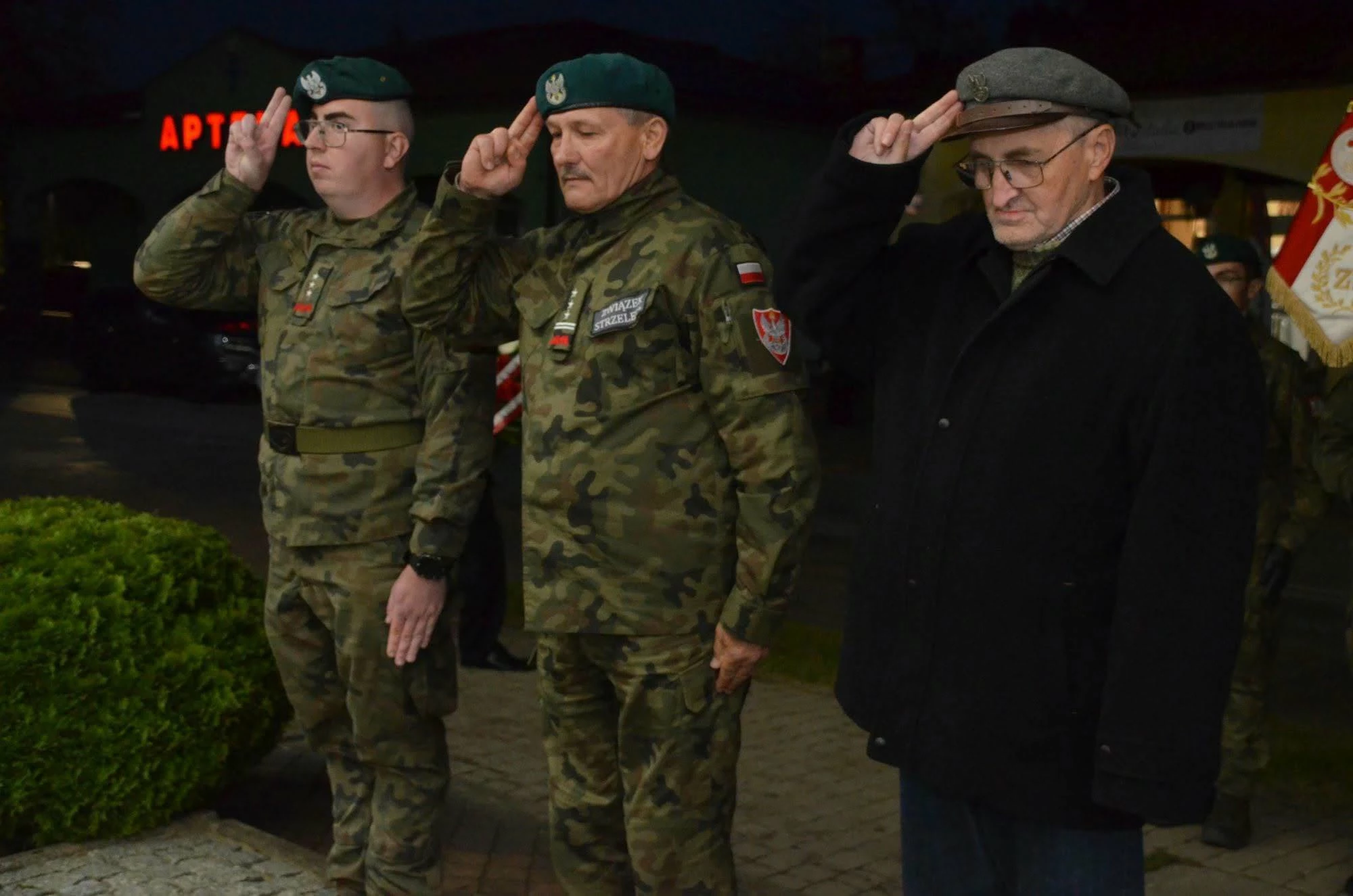 Marsz śladami Legionów Polskich z udziałem strzegomian - zdjęcie 18