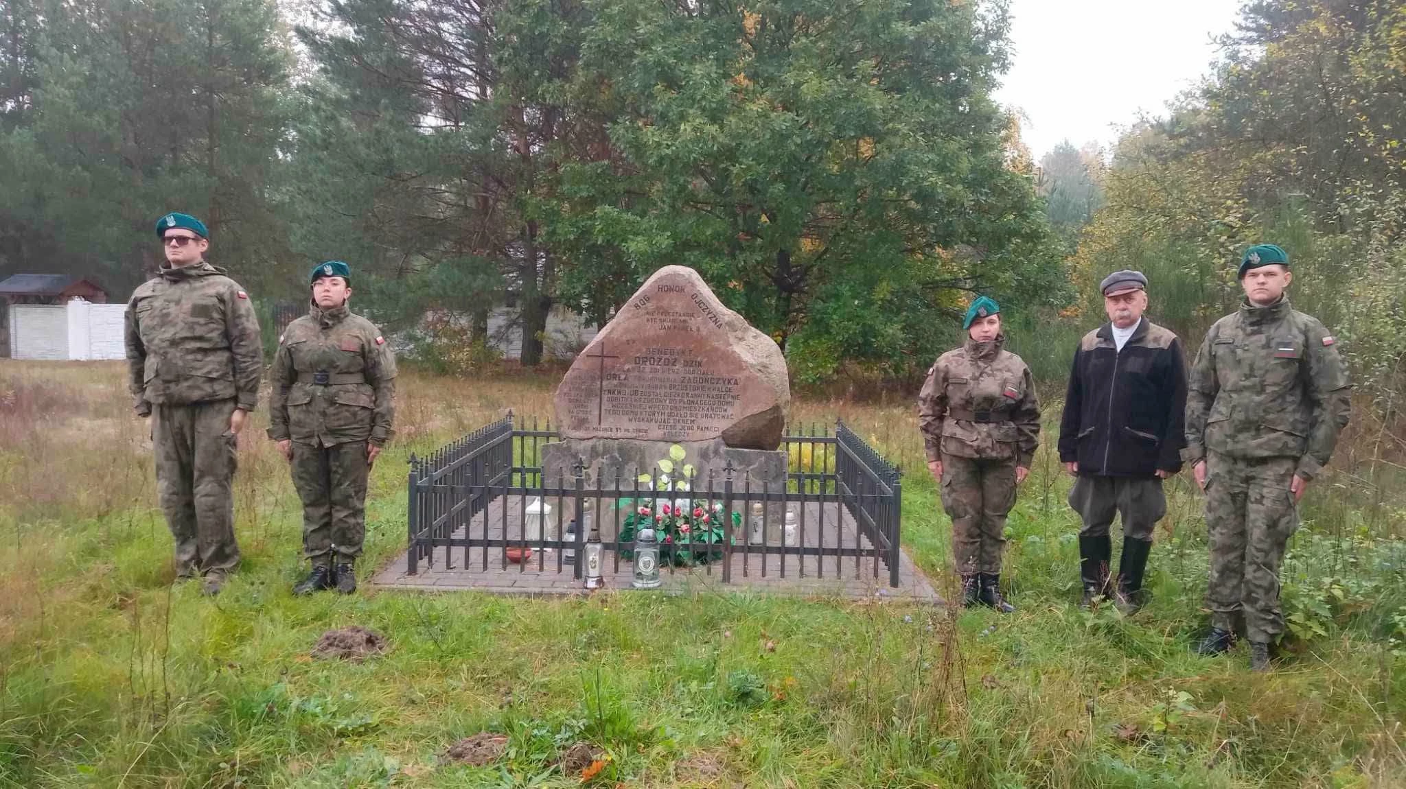 Marsz śladami Legionów Polskich z udziałem strzegomian - zdjęcie 6