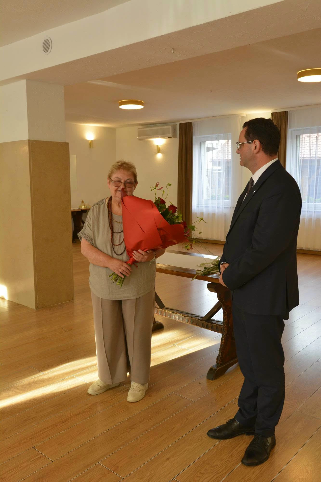 Władze Strzegomia podziękowały dyrektorom placówek oświatowych - zdjęcie 1